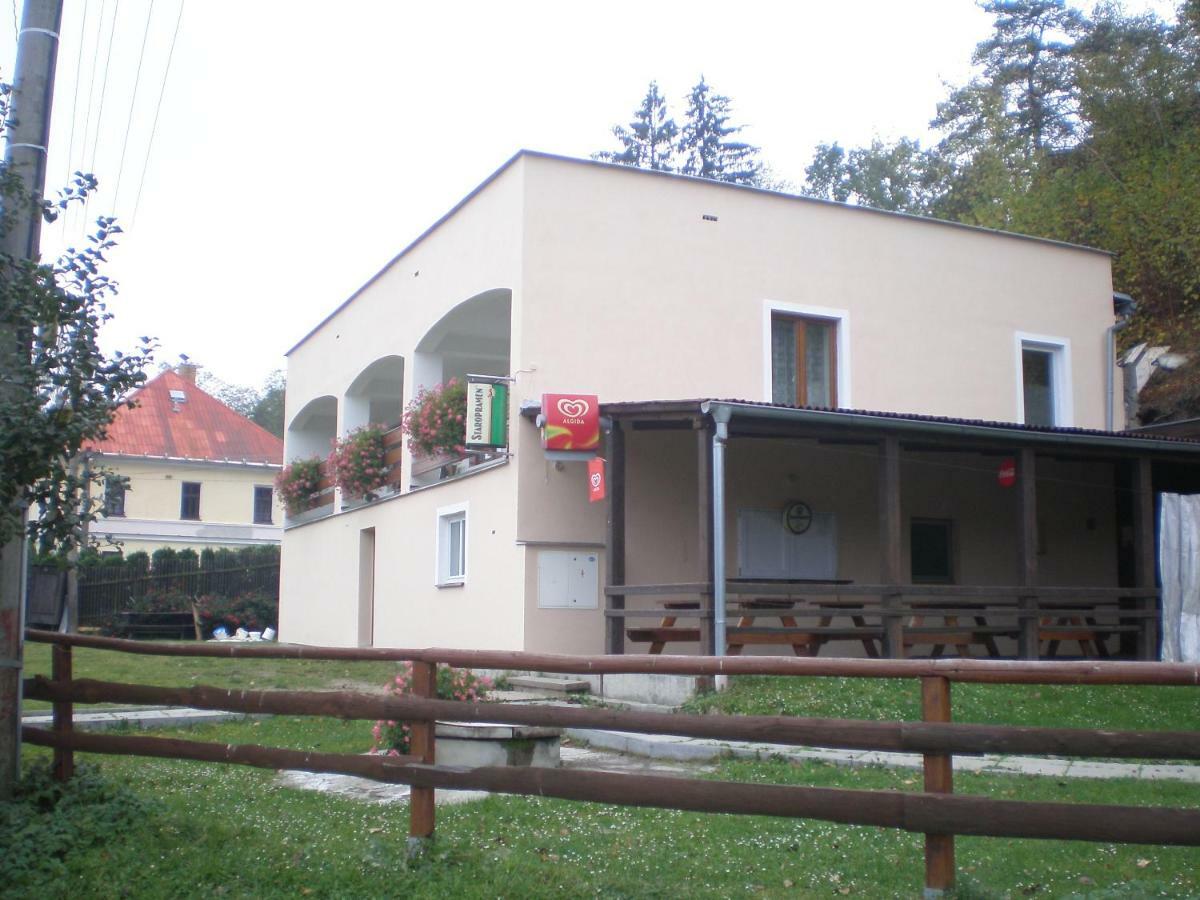 Ubytování Pod hradem Dobronice 111 Exterior foto